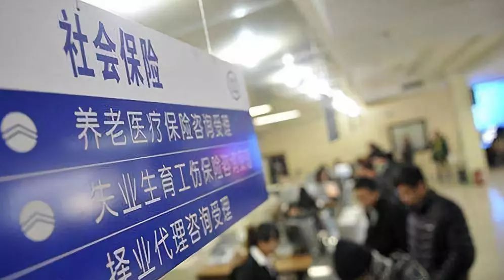 今日新奥开什么生肖,时代变革评估_可穿戴设备版20.291